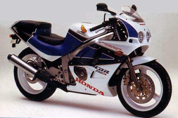 Мотоцикл Honda CBR 250R